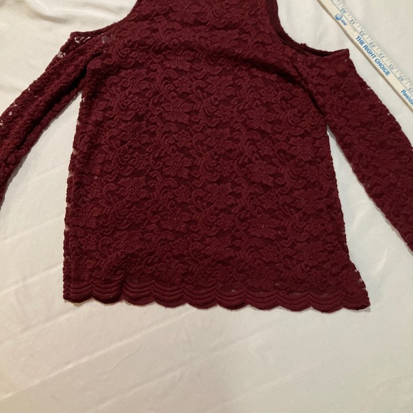 Hollister top - Picture 5 of 5